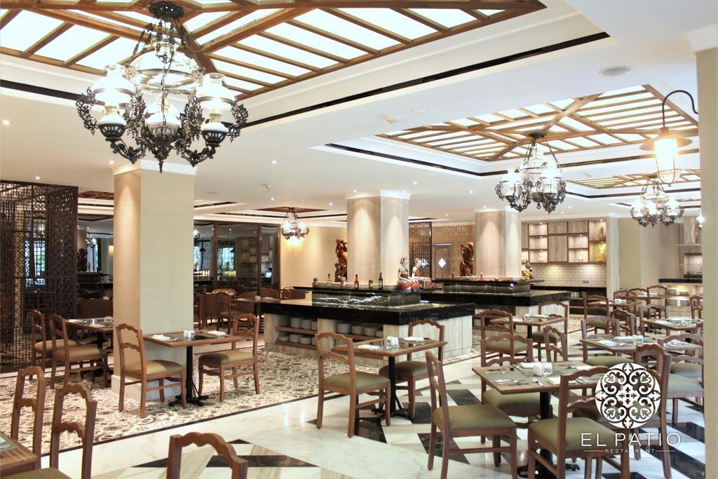 Melia Purosani Yogyakarta Hotel Exterior photo The restaurant